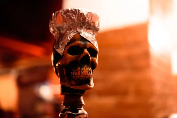 Bowl for shisha in the form of a skull. — Stock Photo, Image