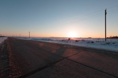 Kış sezonu Rus yol.