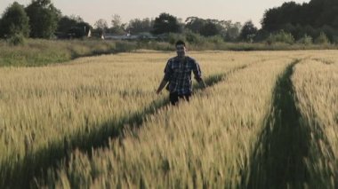 adam arpa alan yavaş çalışır