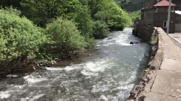 Río Arpa, jermuk, Armenia — Vídeos de Stock