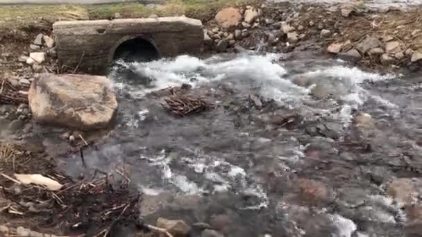 Fognatura del fiume Armenia — Video Stock