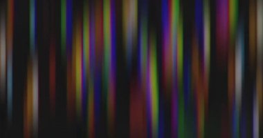 çok renkli parlak ışıkların çarpık ve bulanık hareket