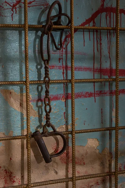 挂链的枷锁 — 图库照片