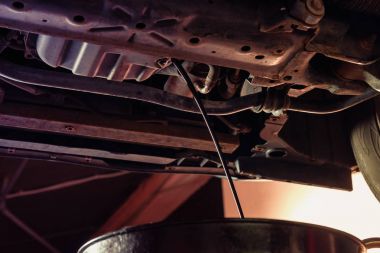 Dışarı yağ akar automobil motor yağı değiştirme donatımı