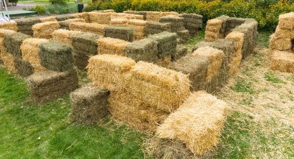 Labyrinth of haystacks outdoors — Stock Photo, Image