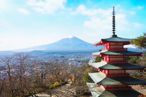 Mt. Fuji mit roter Pagode — Stockfoto