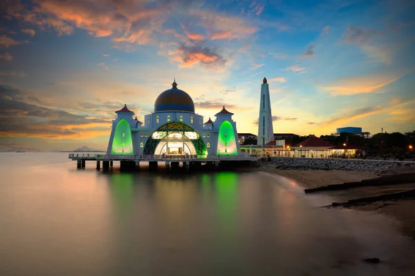 Malacca straits mosque — Stock Photo, Image