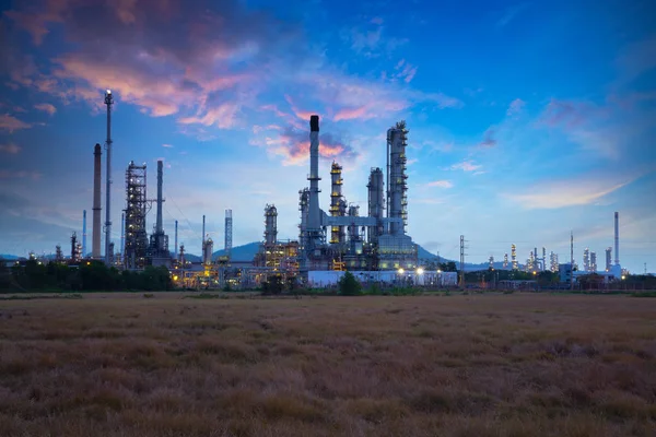 Przemysł rafineryjny ropy naftowej — Zdjęcie stockowe