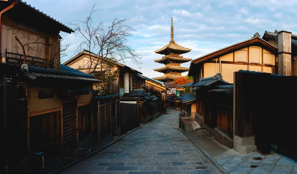 Yasaka Pagoda i Sannen Zaka Street — Zdjęcie stockowe