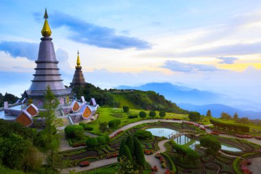 Simgesel Yapı peyzaj pagoda chiang mai Tayland doi Inthanon Milli Park