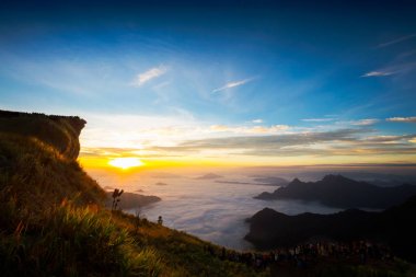 Phu Chi Fa güneş doğarken