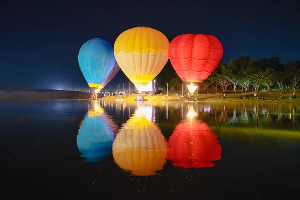 Hot air balloon — Stock Photo, Image