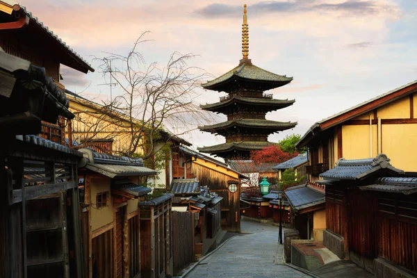 Yasaka Pagoda i Sannen Zaka Street — Zdjęcie stockowe