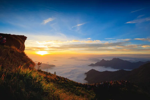 Phu Chi Fa güneş doğarken