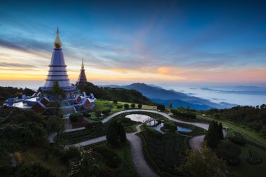 Büyük kutsal emanetler Pagoda Nabhapolbhumisiri