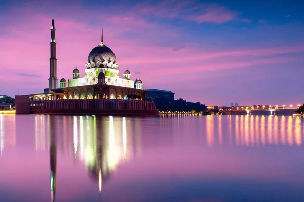Mosquée Putra — Photo