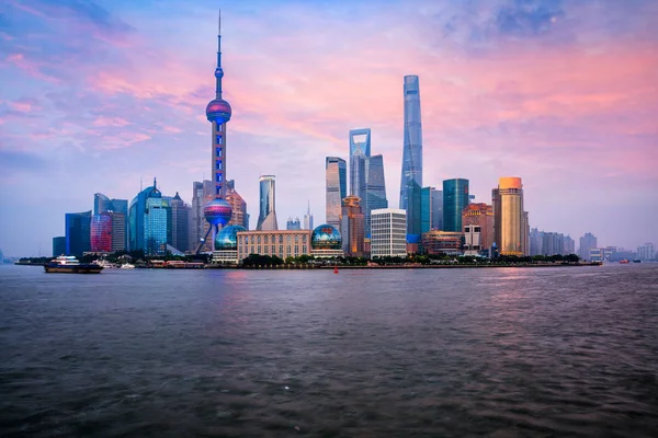 Shanghai skyline van de stad — Stockfoto