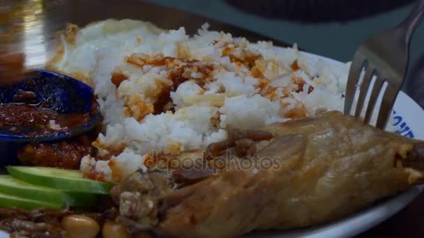 Кокосовый рис Наси лемак — стоковое видео