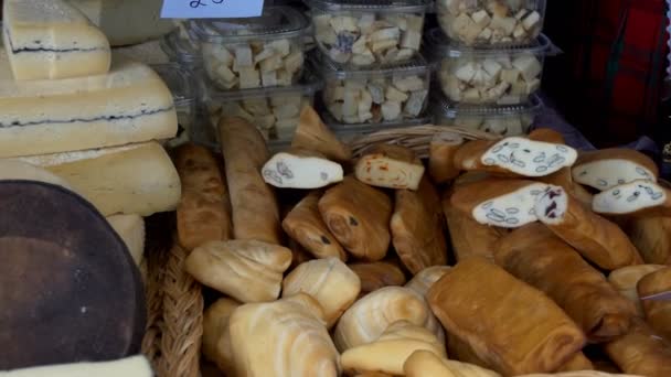 Assortimento di formaggio ungherese — Video Stock