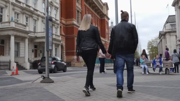 Londres Angleterre Royaume Uni Avril 2017 Scène Rue Par Musée — Video