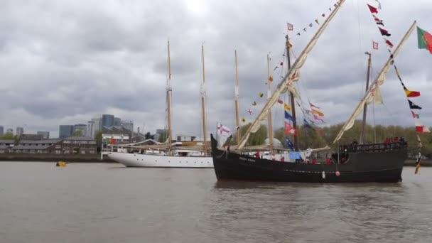 Londres Englândia Reino Unido Abril 2017 Vista Câmera Portátil Dois — Vídeo de Stock