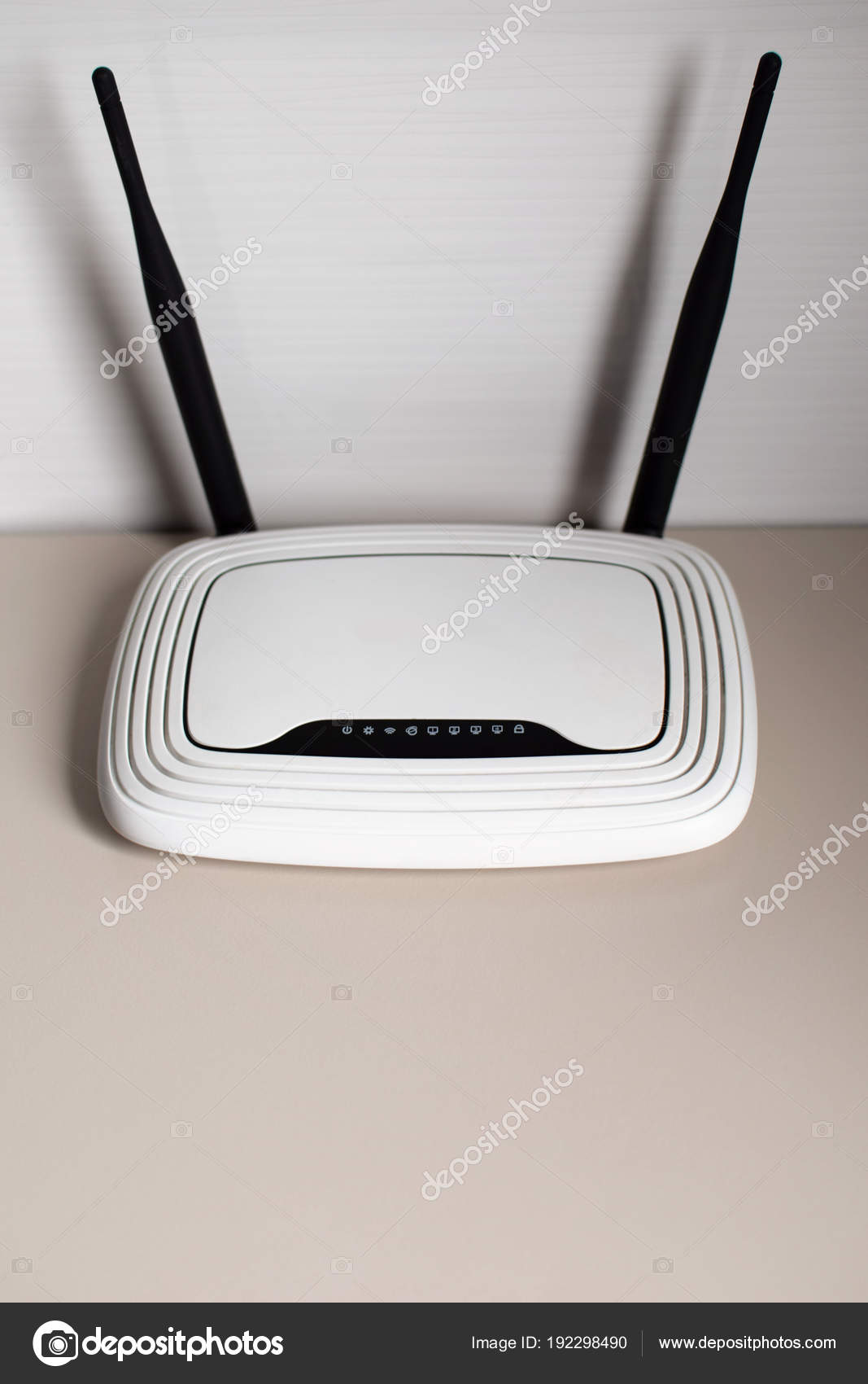 белый цы. усилитель беспроводного сигнала huawei. белый цы. репитер huawei 331c. белый цы.