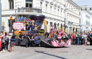 Helsinki, Finlandiya - 10 Haziran 2017: Helsinki Samba Carnaval celeb