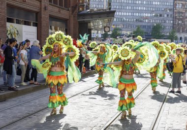 Helsinki, Finlandiya - 10 Haziran 2017: Helsinki Samba Carnaval celeb