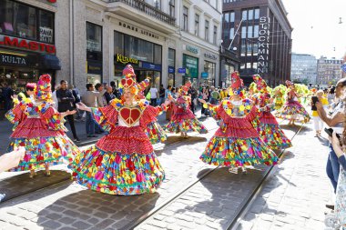 Helsinki, Finlandiya - 10 Haziran 2017: Helsinki Samba Carnaval celeb