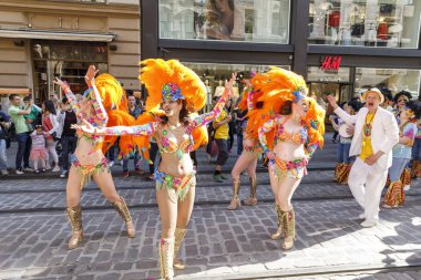 Helsinki, Finlandiya - 10 Haziran 2017: Helsinki Samba Carnaval celeb
