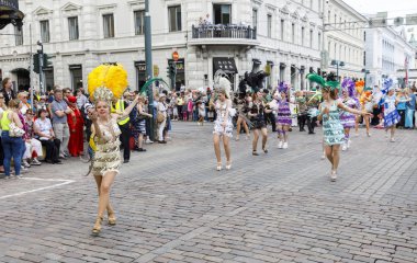 Helsinki, Finlandiya - 10 Haziran 2017: Helsinki Samba Carnaval celeb