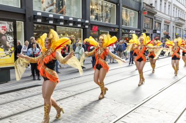 Helsinki, Finlandiya - 10 Haziran 2017: Helsinki Samba Carnaval celeb