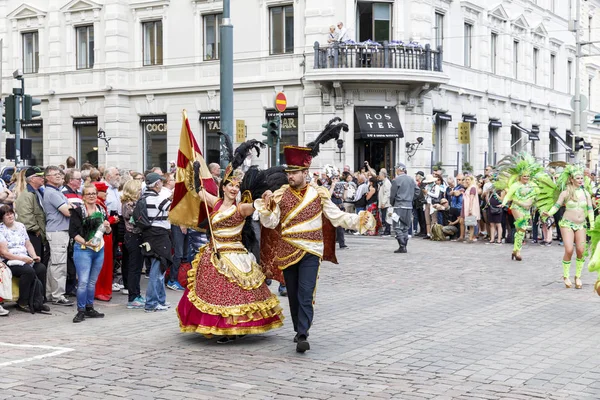 Helsingfors, Finland - 10 juni 2017: Helsinki Samba Carnaval celeb — Stockfoto