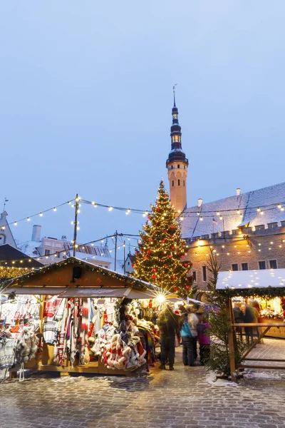 Mercatino di Natale a Tallinn, Estonia — Foto Stock