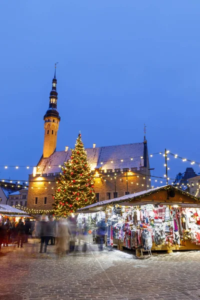 Kerstmarkt in tallinn, Estland — Stockfoto