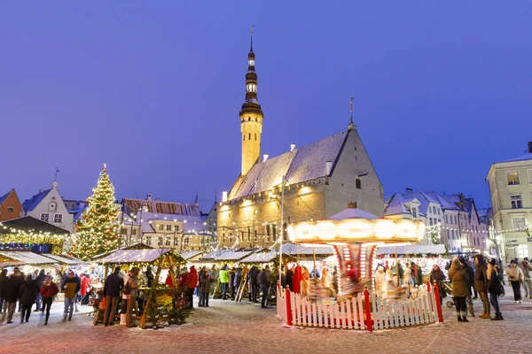 Kerstmarkt in tallinn, Estland — Stockfoto