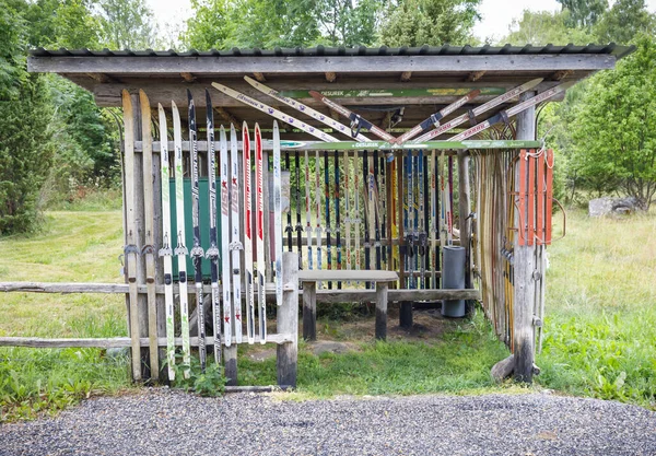 Rusten zijn gemaakt van oude luchten in Hiiumaa, Estland — Stockfoto