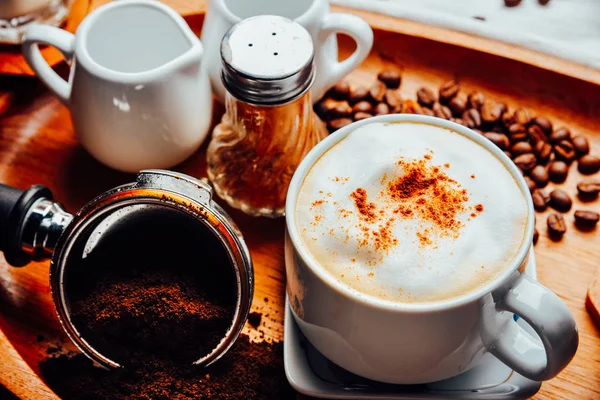 Hete Cappuccino Glas Collectie Met Koffiebonen Houten Tafel Drank Menu Stockfoto