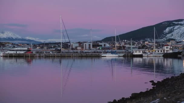 Locked off shot of marina sunrise in Ushuaia, Tierra Del Fuego, Argentina — ストック動画