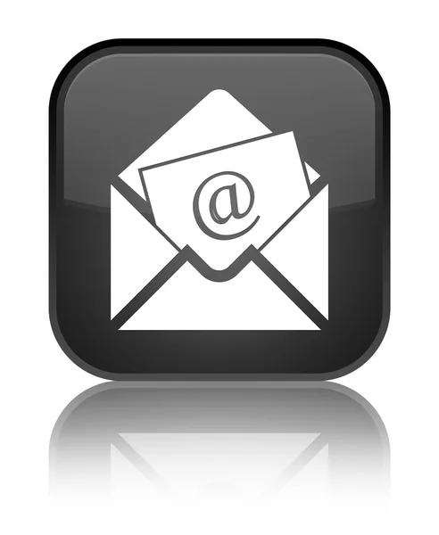 Bülten e-posta kutsal kişilerin resmi parlak siyah kare düğme — Stok fotoğraf