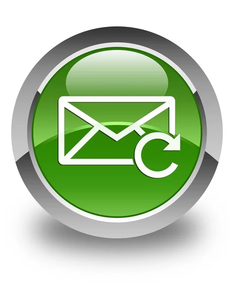 电子邮件图标光泽柔软绿色圆形按钮刷新 — 图库照片