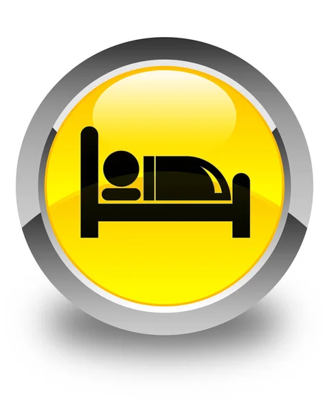 Ξενοδοχείο κρεβάτι εικονίδιο γυαλιστερό κίτρινο στρογγυλό κουμπί — Φωτογραφία Αρχείου