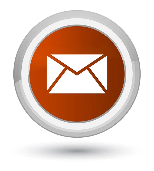 Іконка електронної пошти простої коричневої круглої кнопки — стокове фото