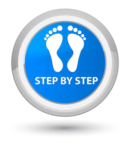 Stap voor stap (voetafdruk pictogram) eerste cyaan blauw ronde knop — Stockfoto