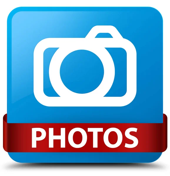Middl の写真 (カメラのアイコン) シアンの青い正方形ボタン赤リボン — ストック写真