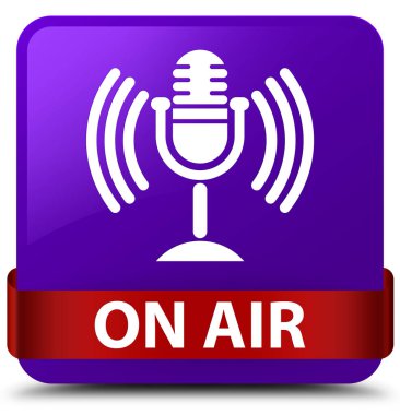 Hava (mikrofon simgesi) mor kare düğme kırmızı şerit üzerinde orta