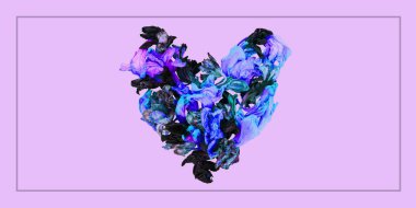 Kuru zambak çiçekleri çerçeveli pembe zemin üzerinde kalp şeklinde mavi, mor, gri renkte görüntünün ortasına serilmiş. Sevgililer Günü için kartpostal. Yatay pankart, boşluğu kopyala