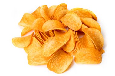 Patates cipsi beyaz arkaplanda izole.