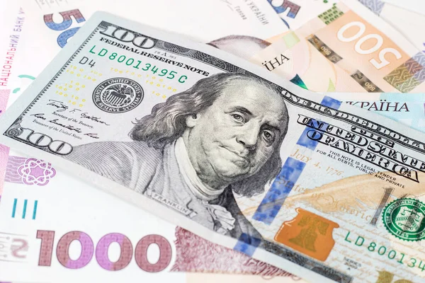 Ukrajinské Peníze 500 Hřivna Bankovky Usa 100 Dolarů Bankovky Finanční — Stock fotografie