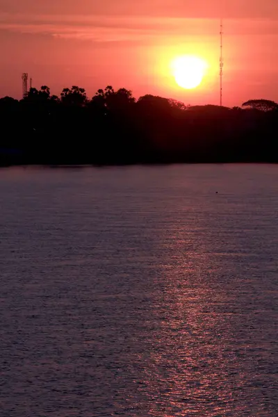 Silhouette Fluss Bei Sonnenaufgang Morgen — Stockfoto